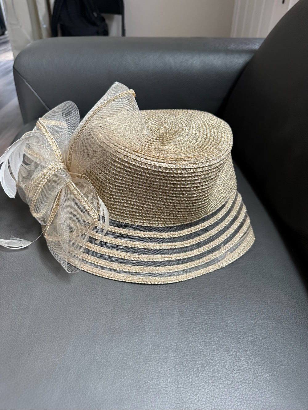 Women’s Gold Metallic Church Derby Hat Fascinator w/ Mesh Bow & Feather Accent